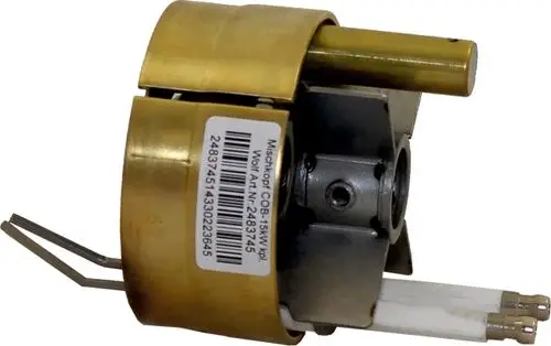 Mischkopf mit Kupfer- und Metallkomponenten, gekennzeichnet mit der Artikelnummer, geeignet für Wolf COB-15 Systeme, mit Anschlussklemmen.